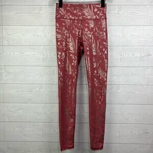 Fabletics Activewear Pink Metallic Floral Tights Size Small High Waist Leggings